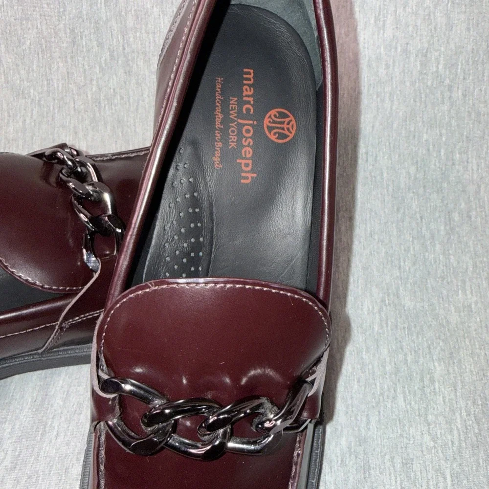 Marc Joseph New York Loafers Women Burgundy Patent Leather Chain Accent Comfort